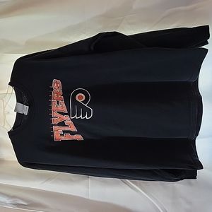 Mens XL Philadelphia Flyers shirt